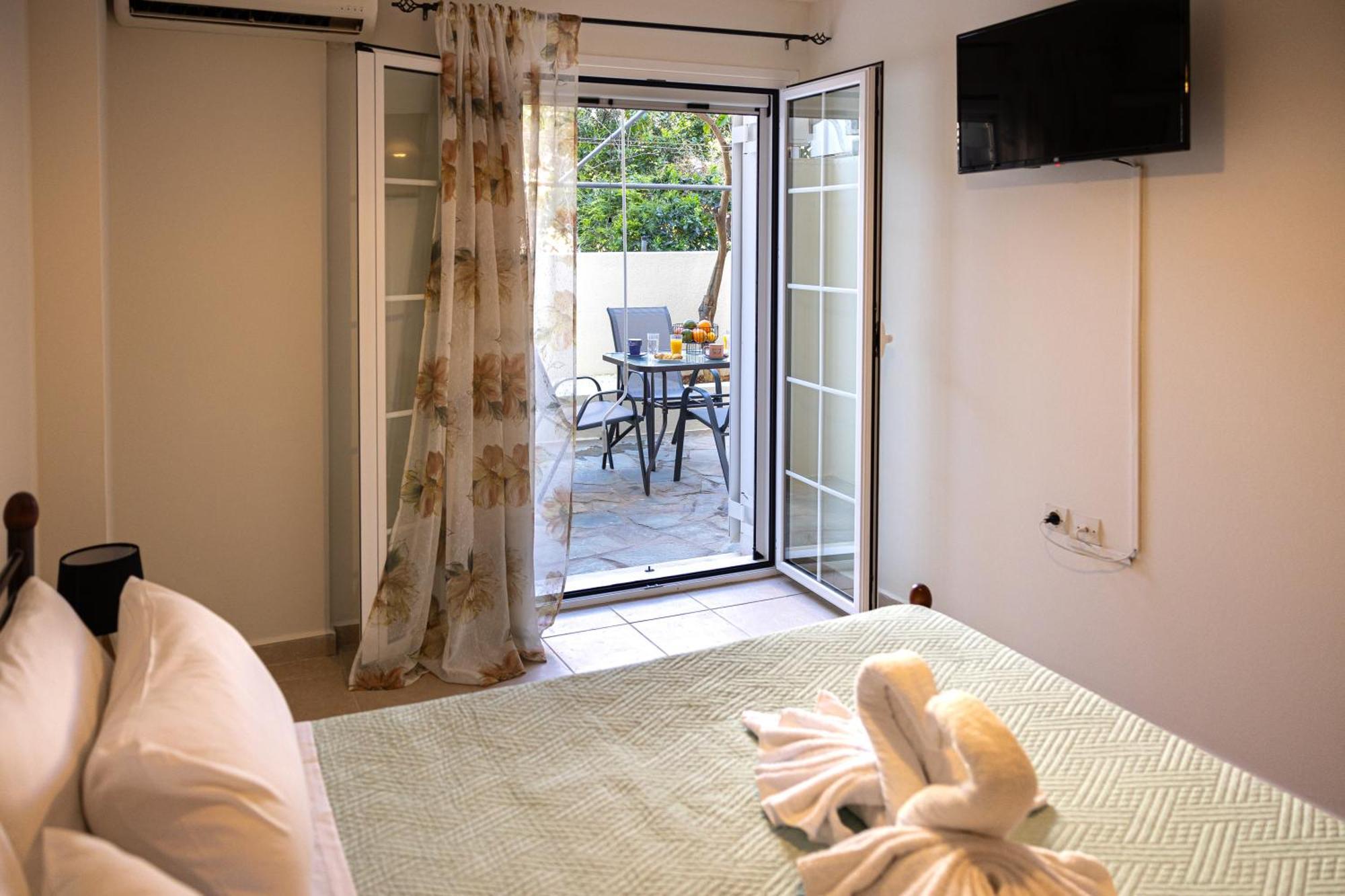 Pavlos Apartments Argostoli  Eksteriør bilde